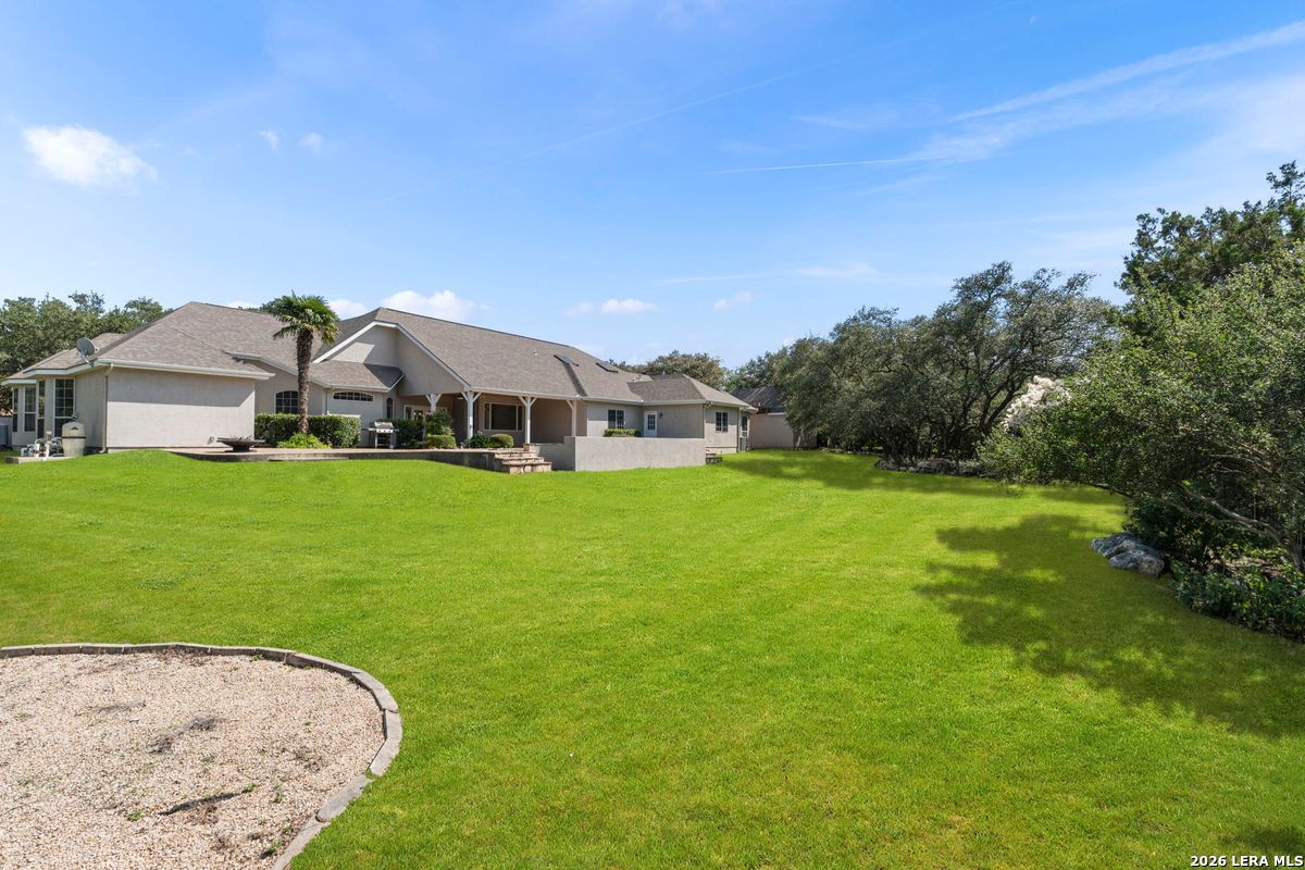 5 REMINGTON CIR, San Antonio, TX 78258