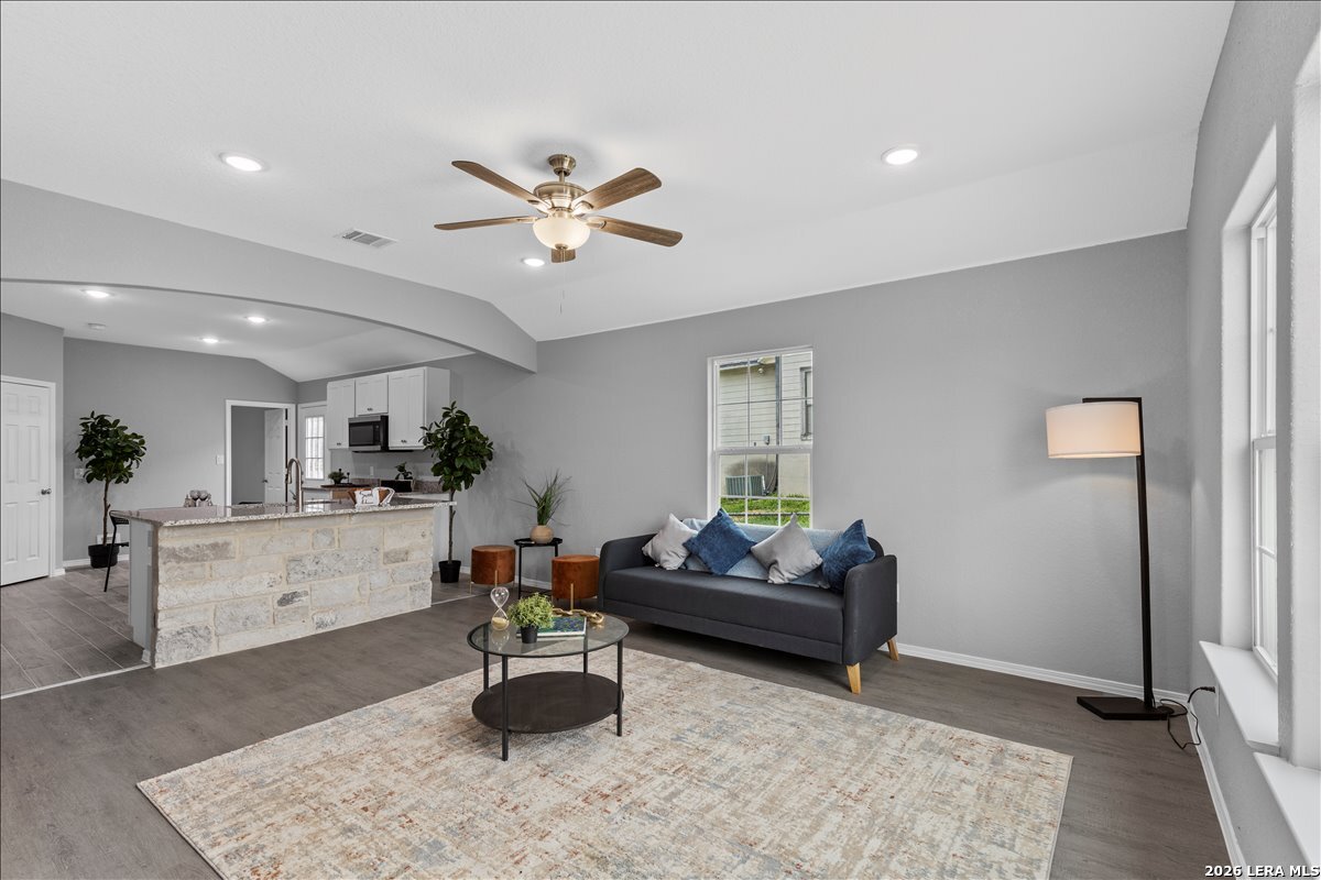 2310 MARTIN LUTHER KING DR, San Antonio, TX 78203