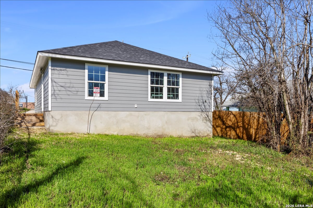 2310 MARTIN LUTHER KING DR, San Antonio, TX 78203