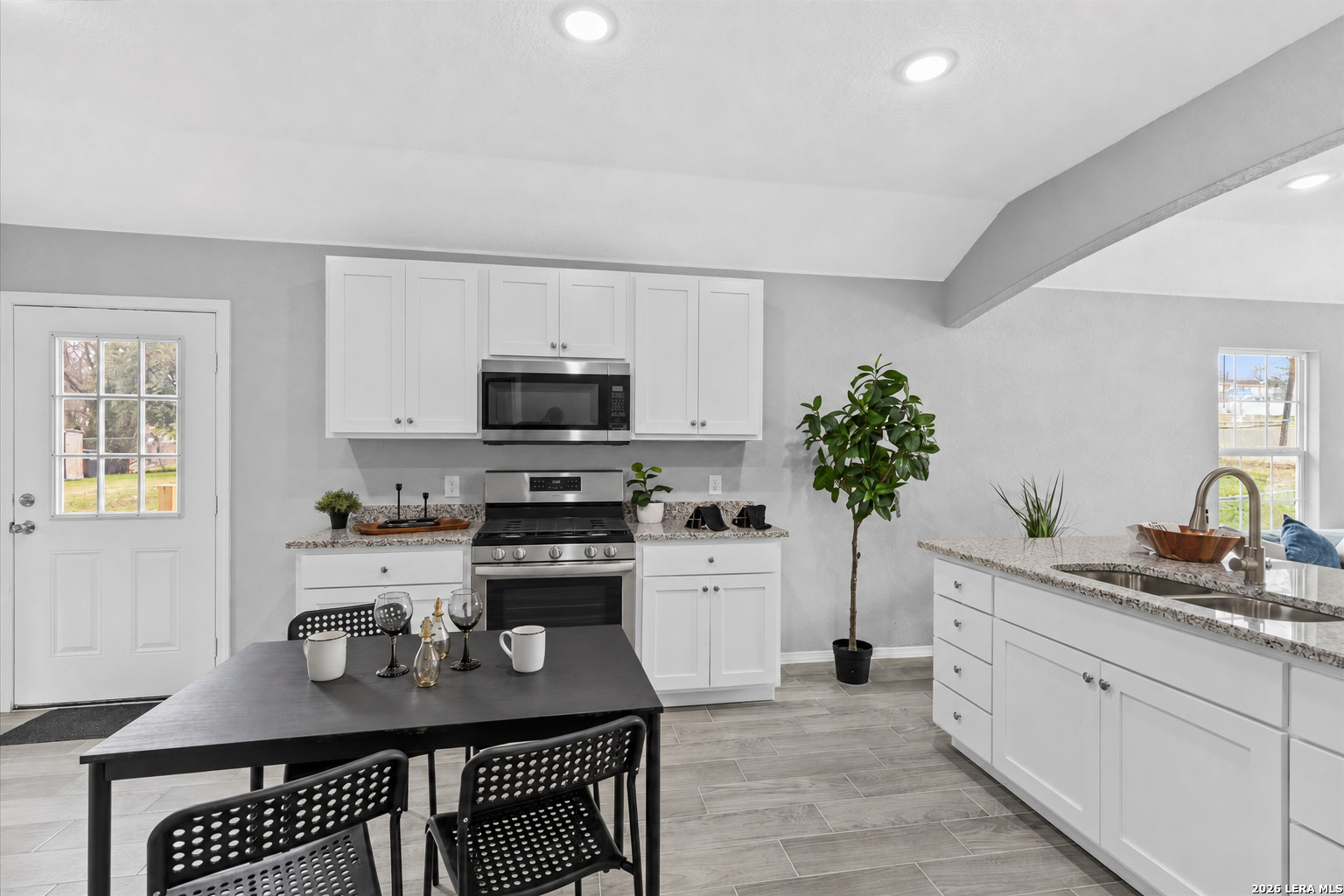 2310 MARTIN LUTHER KING DR, San Antonio, TX 78203
