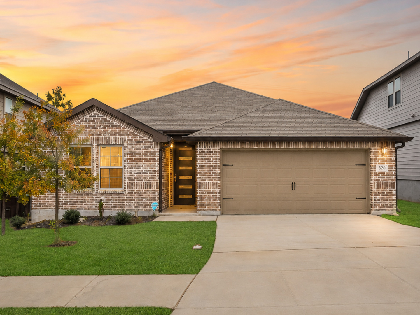 320 Shelton Pass Listing Cover Image
