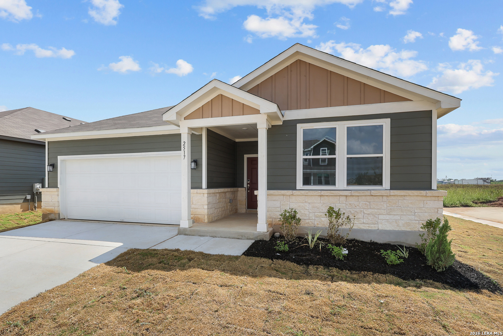 2517 Heritance Pass Listing Cover Image