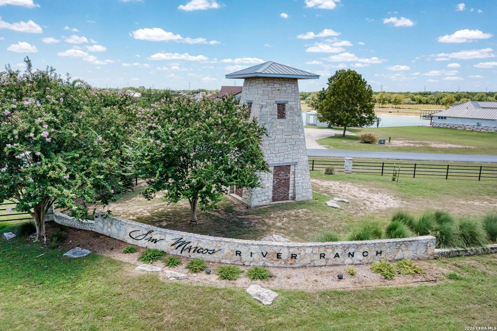 108 River Lakes Ln Listing Cover Image