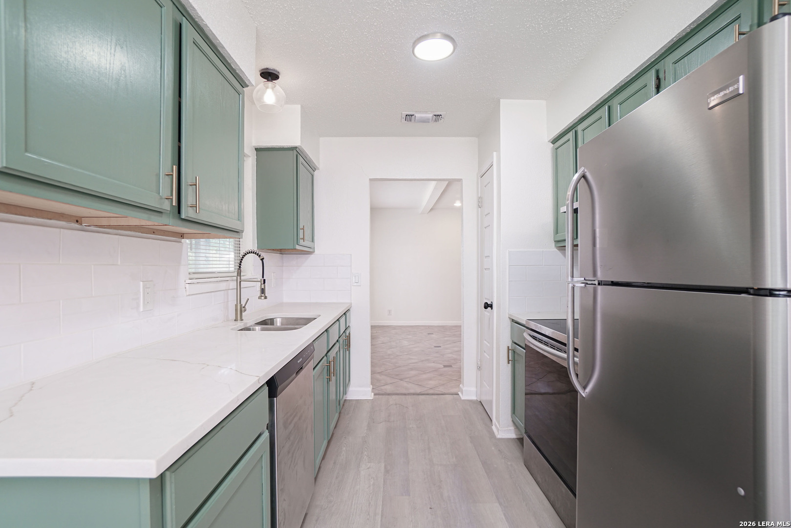 4706 Esterbrook, San Antonio, TX 78238