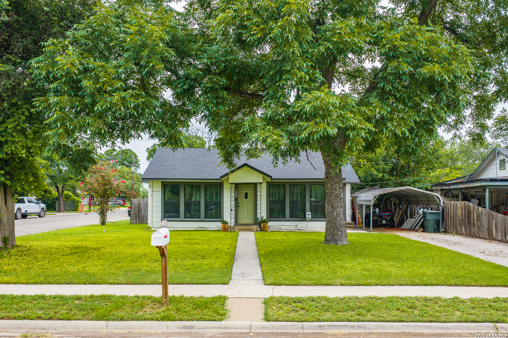 348 Mulberry St Listing Cover Image