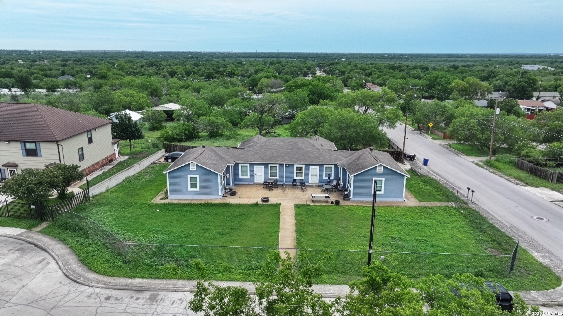 2603 Hicks Ave Listing Cover Image