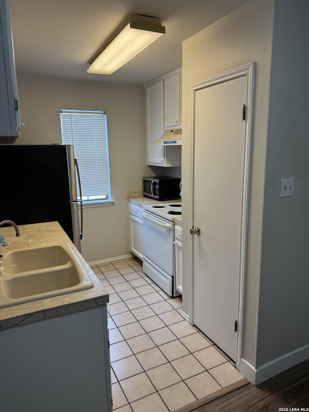 3rd image of 4803 Hamilton Wolfe #702, San Antonio, TX 78229 | MLS# 2004736