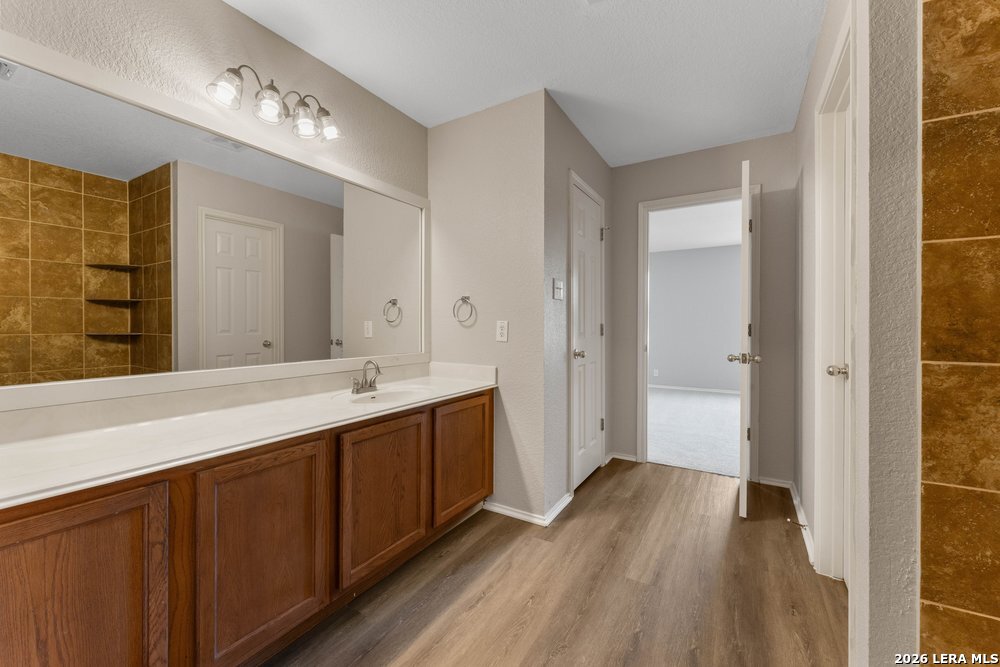 7827 Mainland Woods, San Antonio, TX 78250