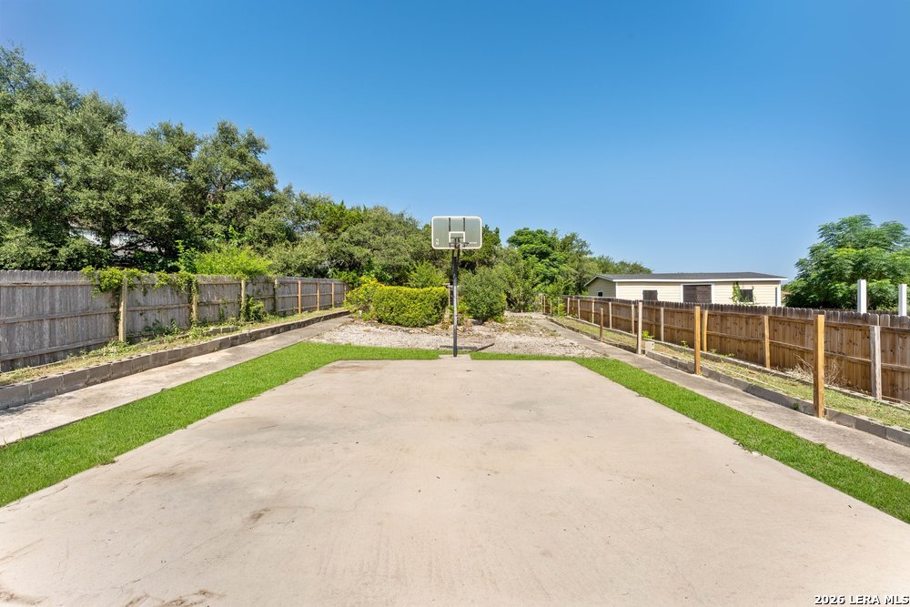 7827 Mainland Woods, San Antonio, TX 78250