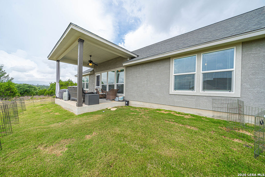 102 Clemente Zapata, Blanco, TX 78606