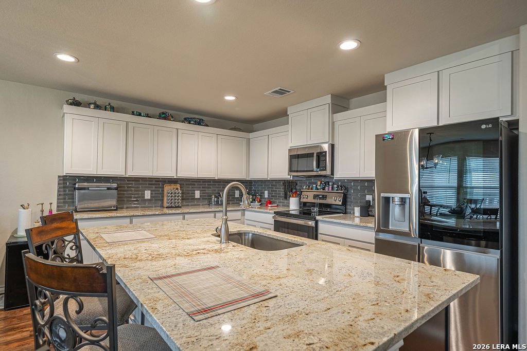 102 Clemente Zapata, Blanco, TX 78606