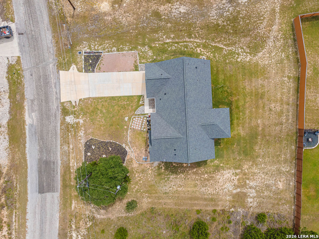 102 Clemente Zapata, Blanco, TX 78606