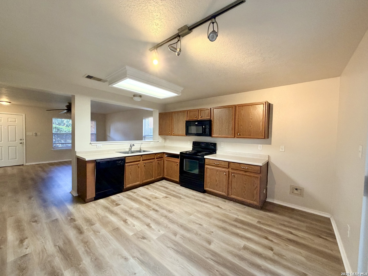 7742 Nature Pass, San Antonio, TX 78249