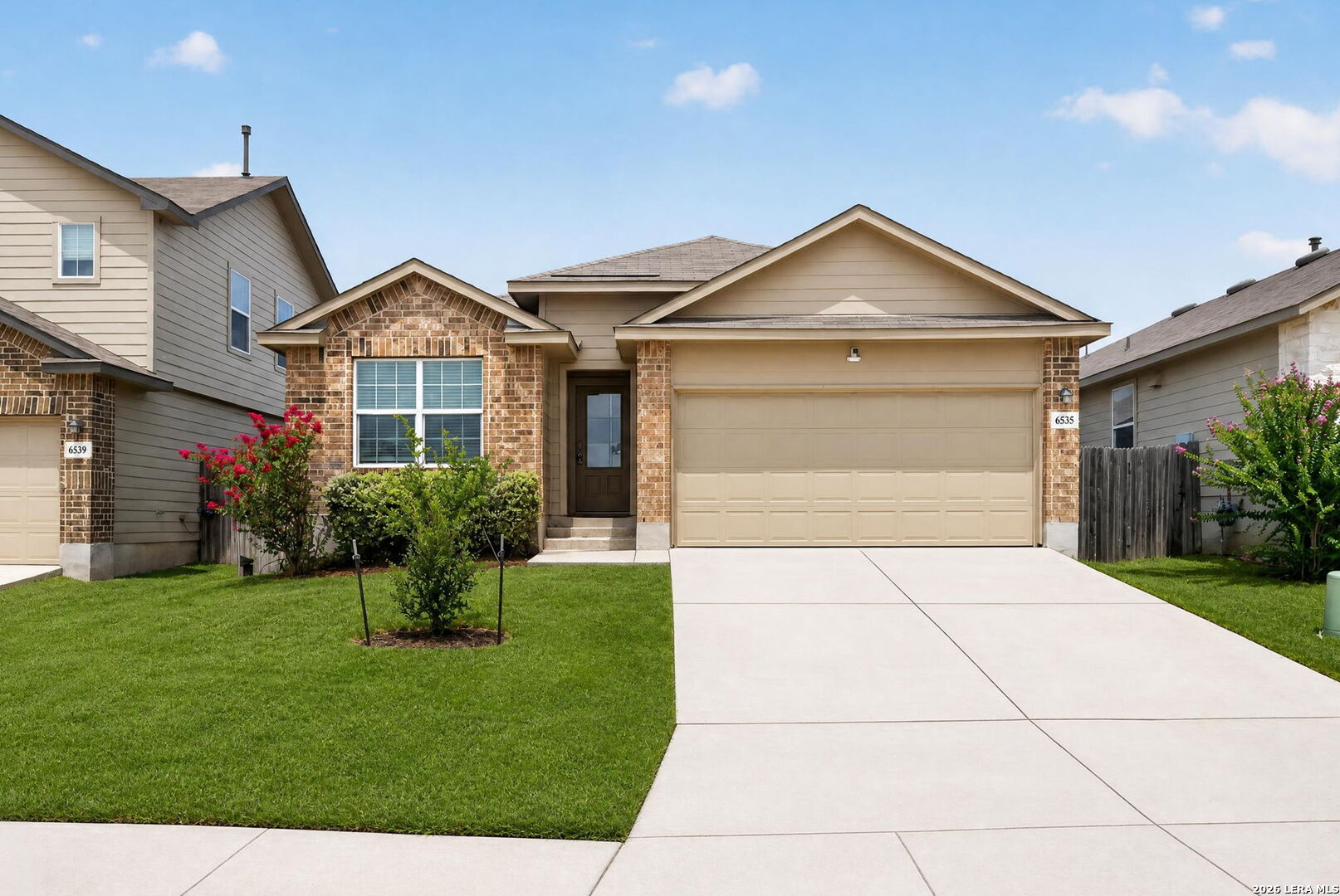 6535 Encore Oaks Listing Cover Image