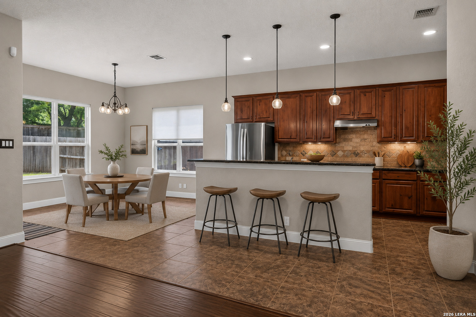 8419 SILENT CRK, San Antonio, TX 78255