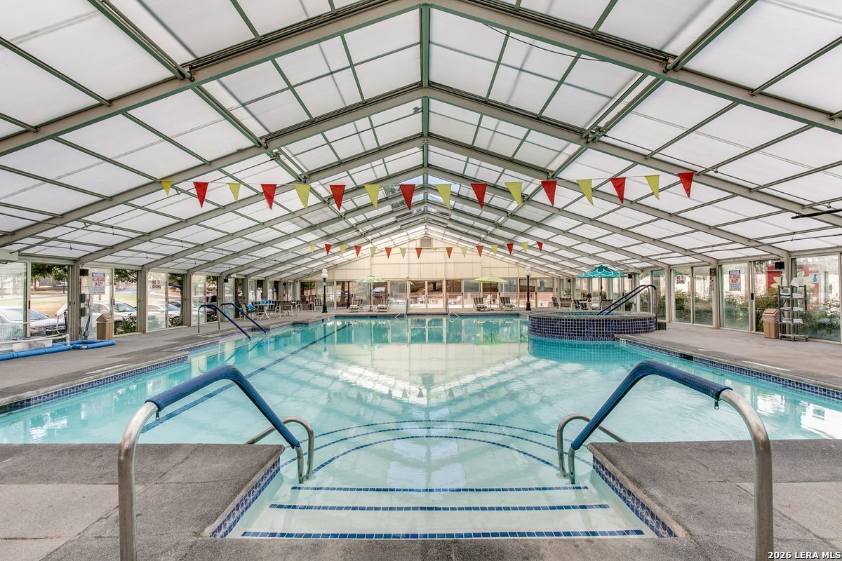 1 TOWERS PARK LN, #1513, San Antonio, TX 78209