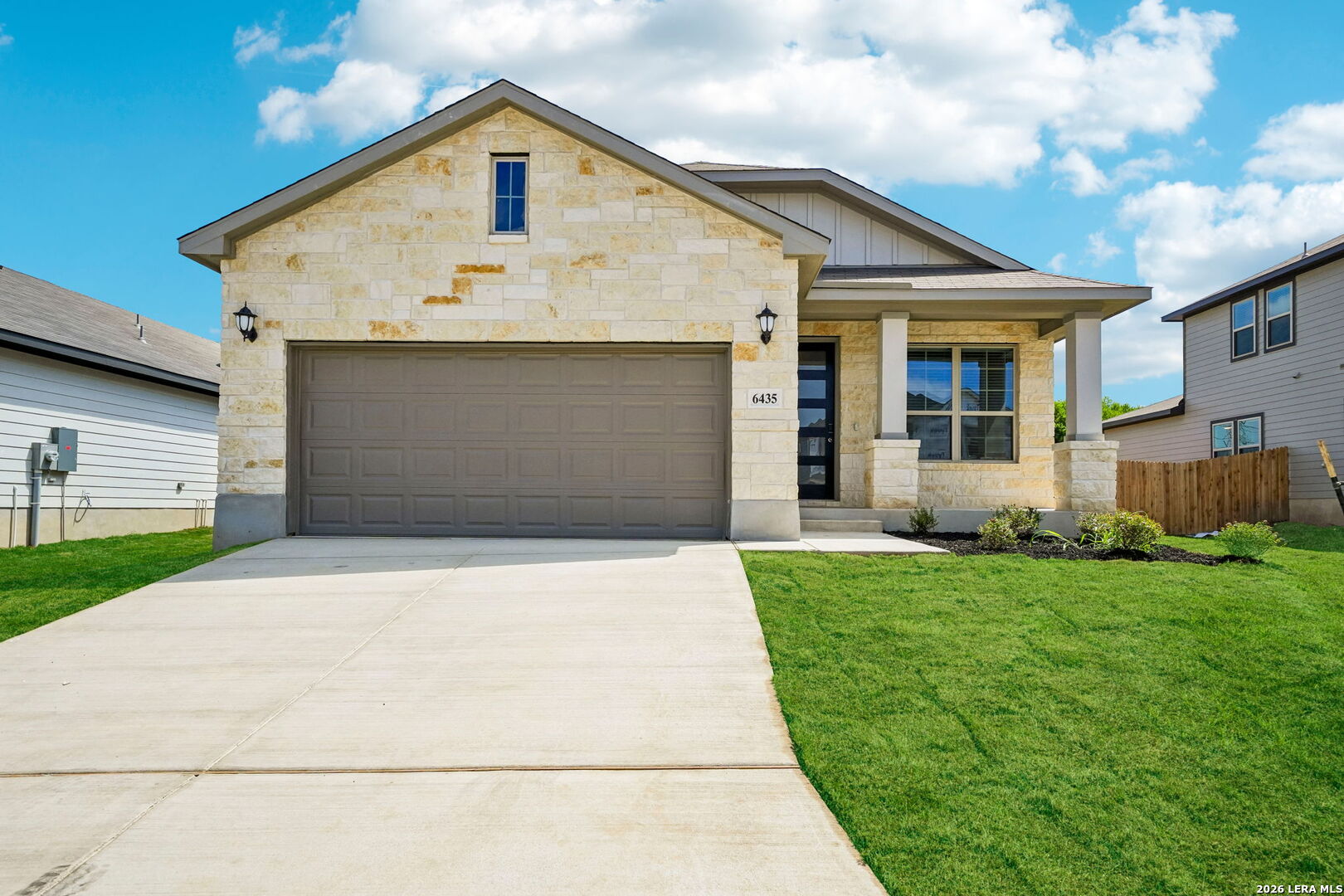 6435 Prince Howard Listing Cover Image