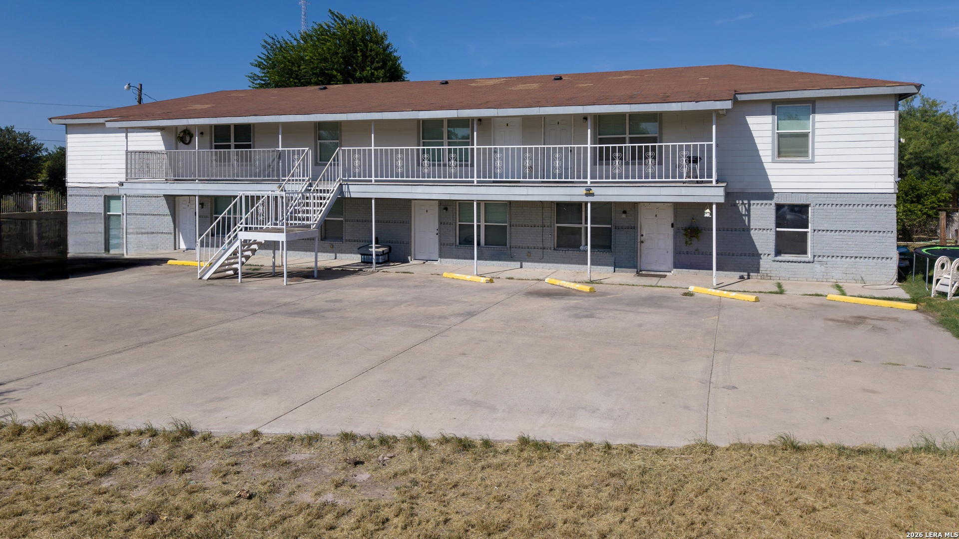 724 Progreso Listing Cover Image