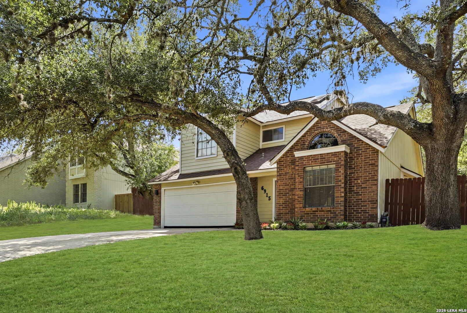 6915 Raintree Frst, San Antonio, TX 78233