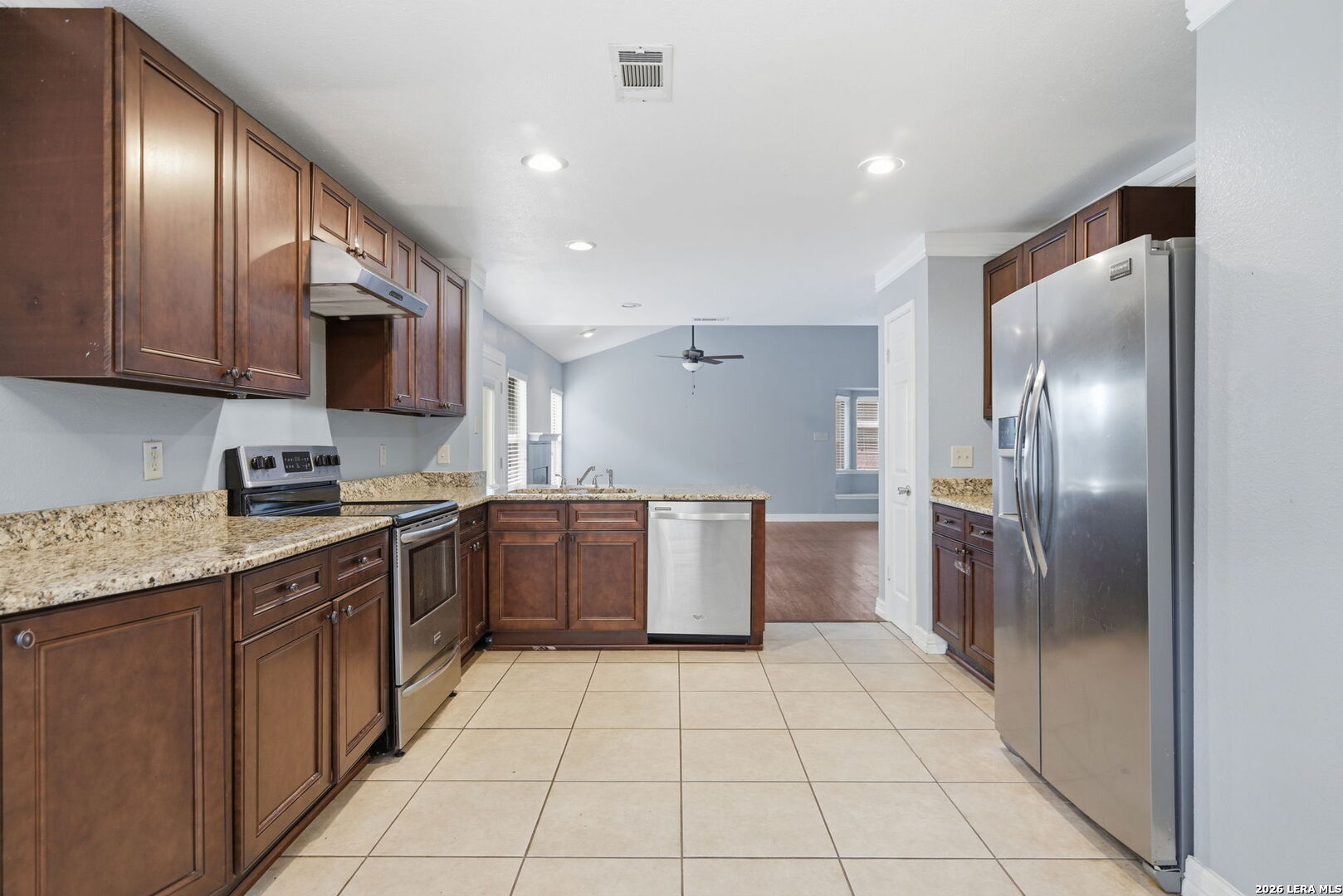 6915 Raintree Frst, San Antonio, TX 78233