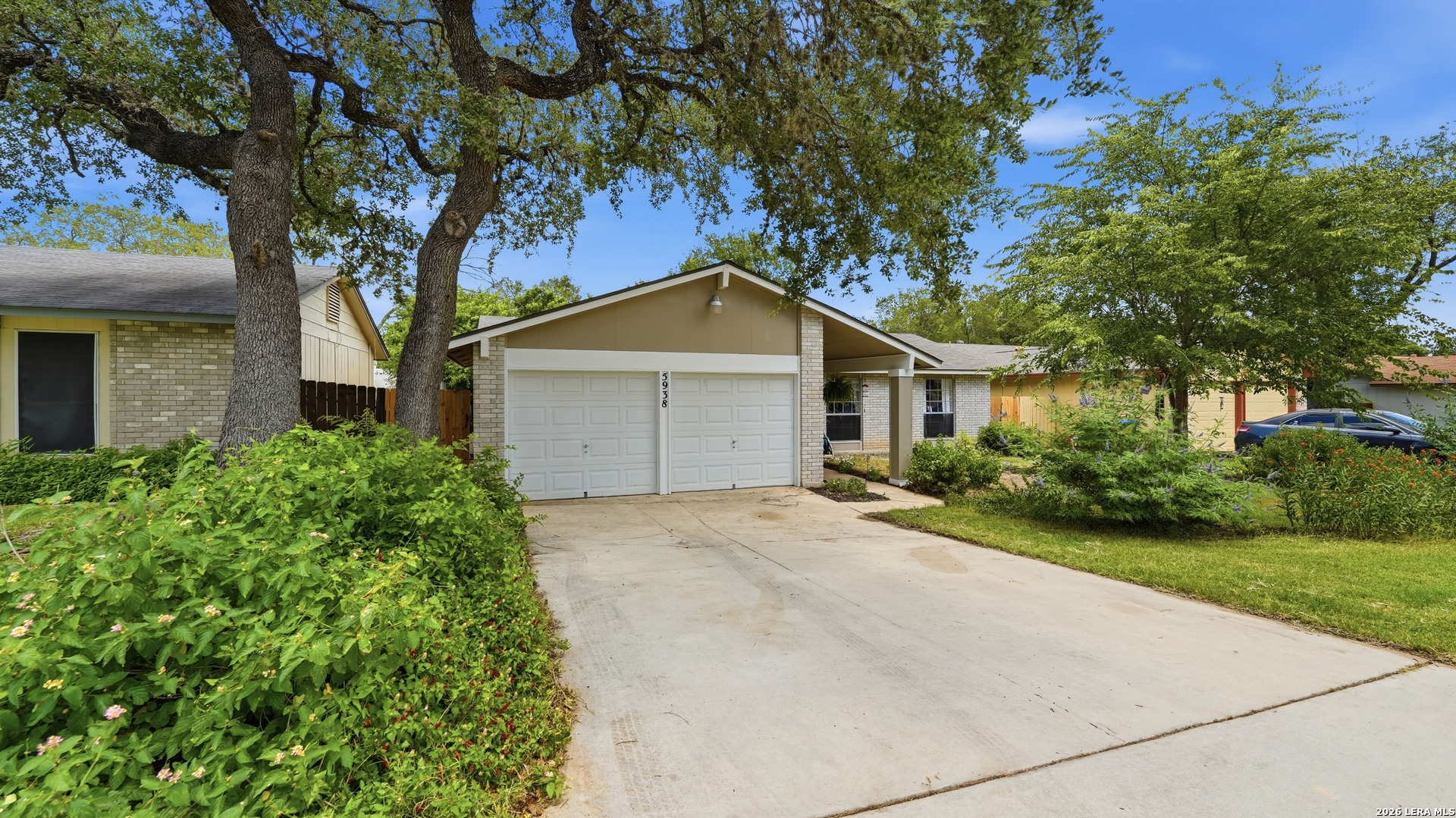 5938 Hidden Boulder St Listing Cover Image