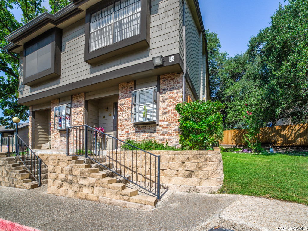 11815 Vance Jackson Listing Cover Image