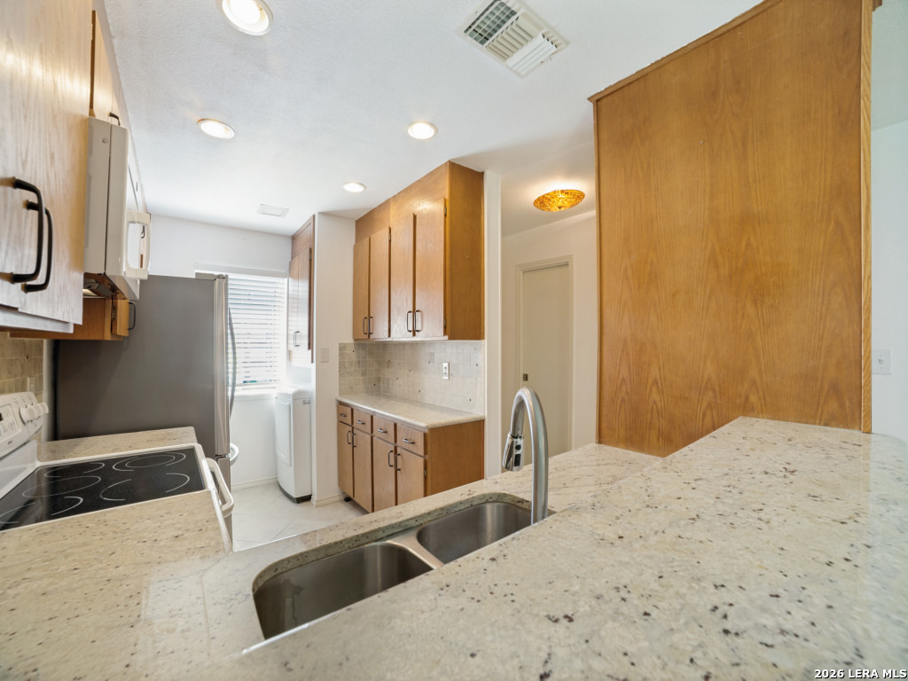 11815 Vance Jackson, #2306, San Antonio, TX 78230