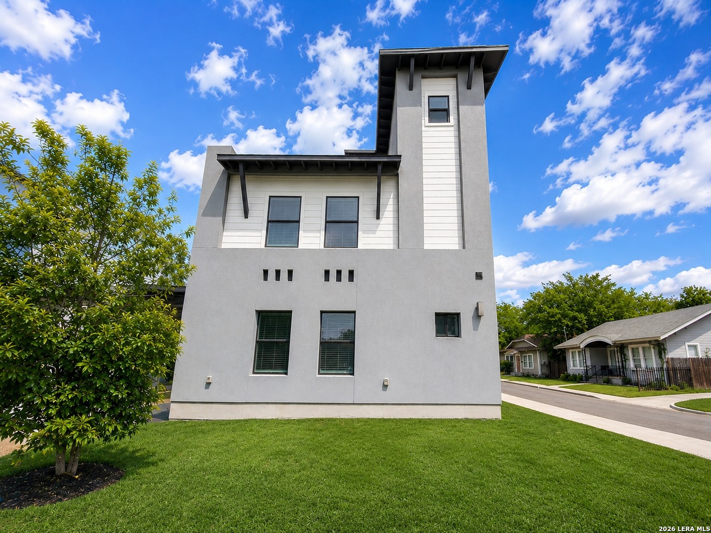 918 S Olive #Unit 102 #UNIT 102, San Antonio, TX