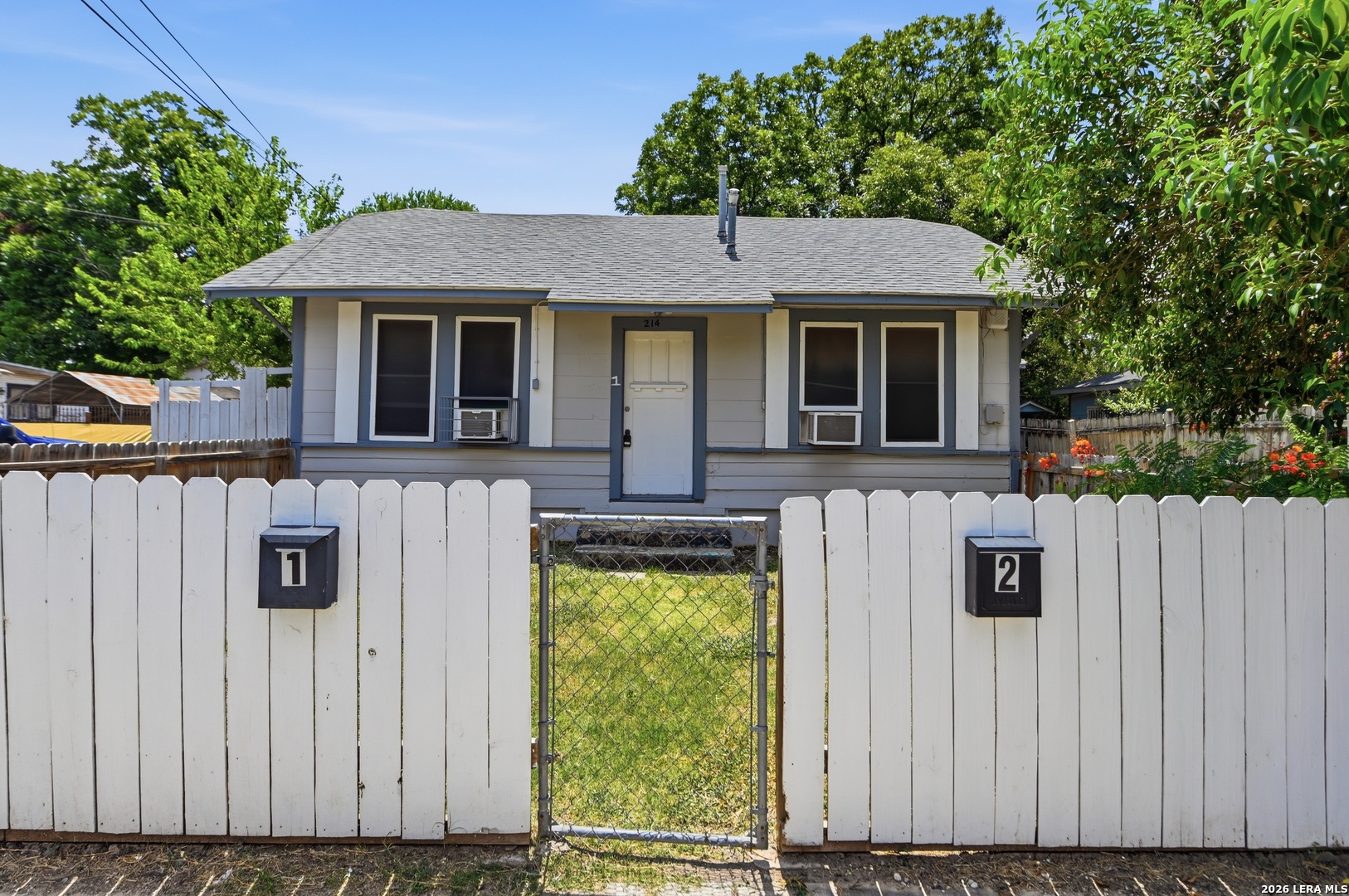214 Huff Ave Listing Cover Image