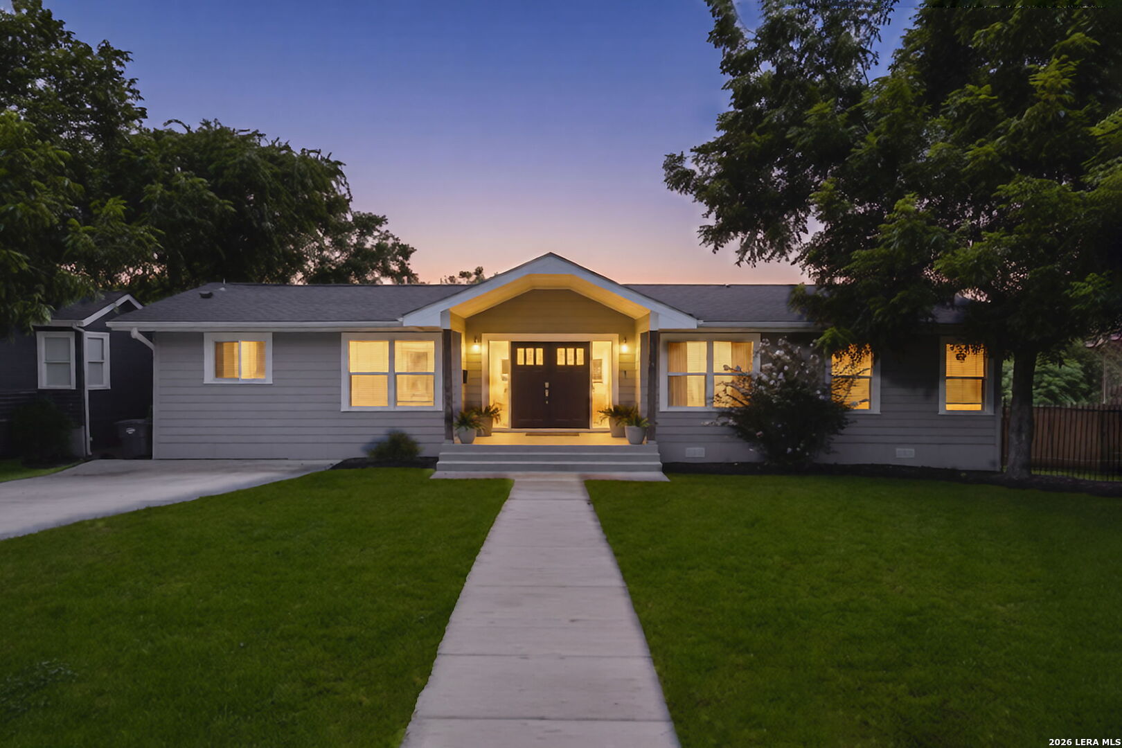 119 Blakeley Dr Listing Cover Image