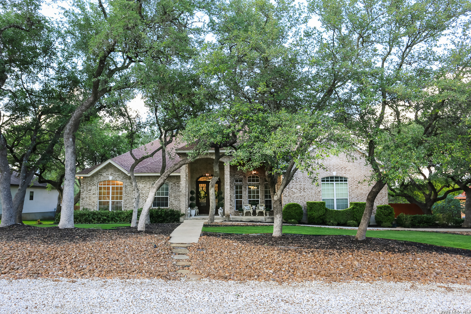 211 Hornpipe Hills Listing Cover Image