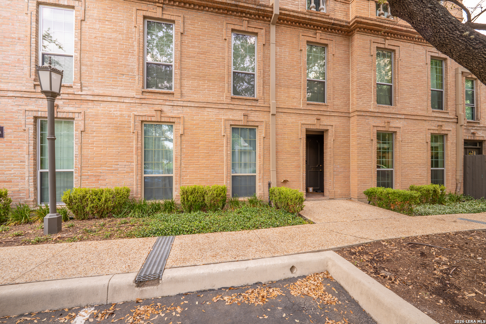 7707 Broadway Listing Cover Image