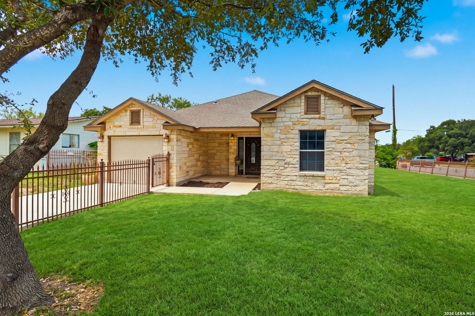 1703 Hunter Blvd
