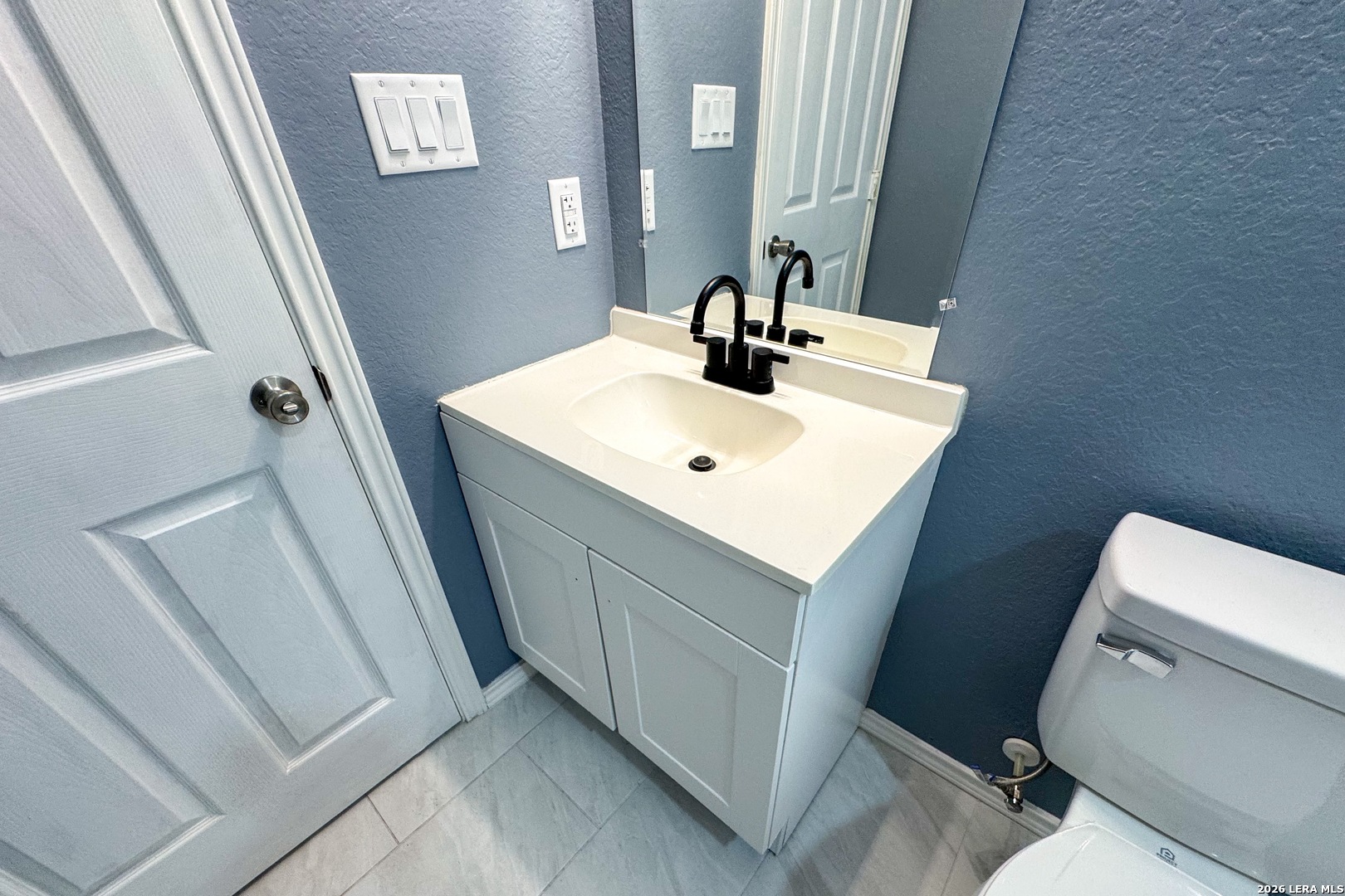 110 WHITMAN AVE, San Antonio, TX 78211