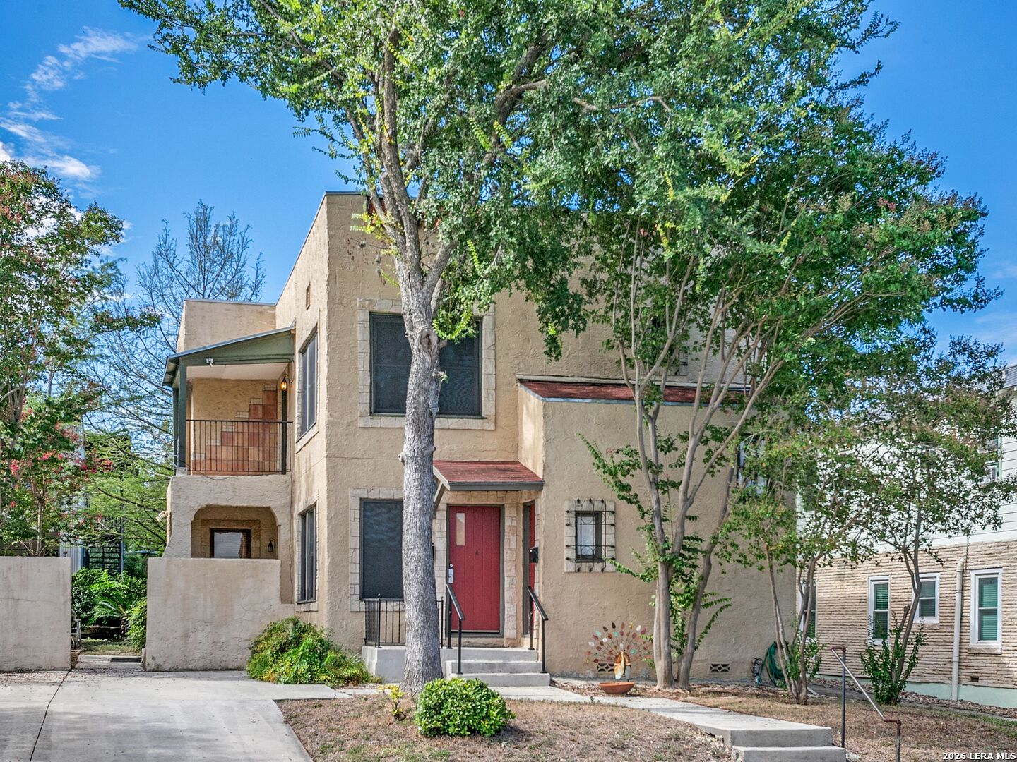 526 Pershing Avenue Listing Cover Image
