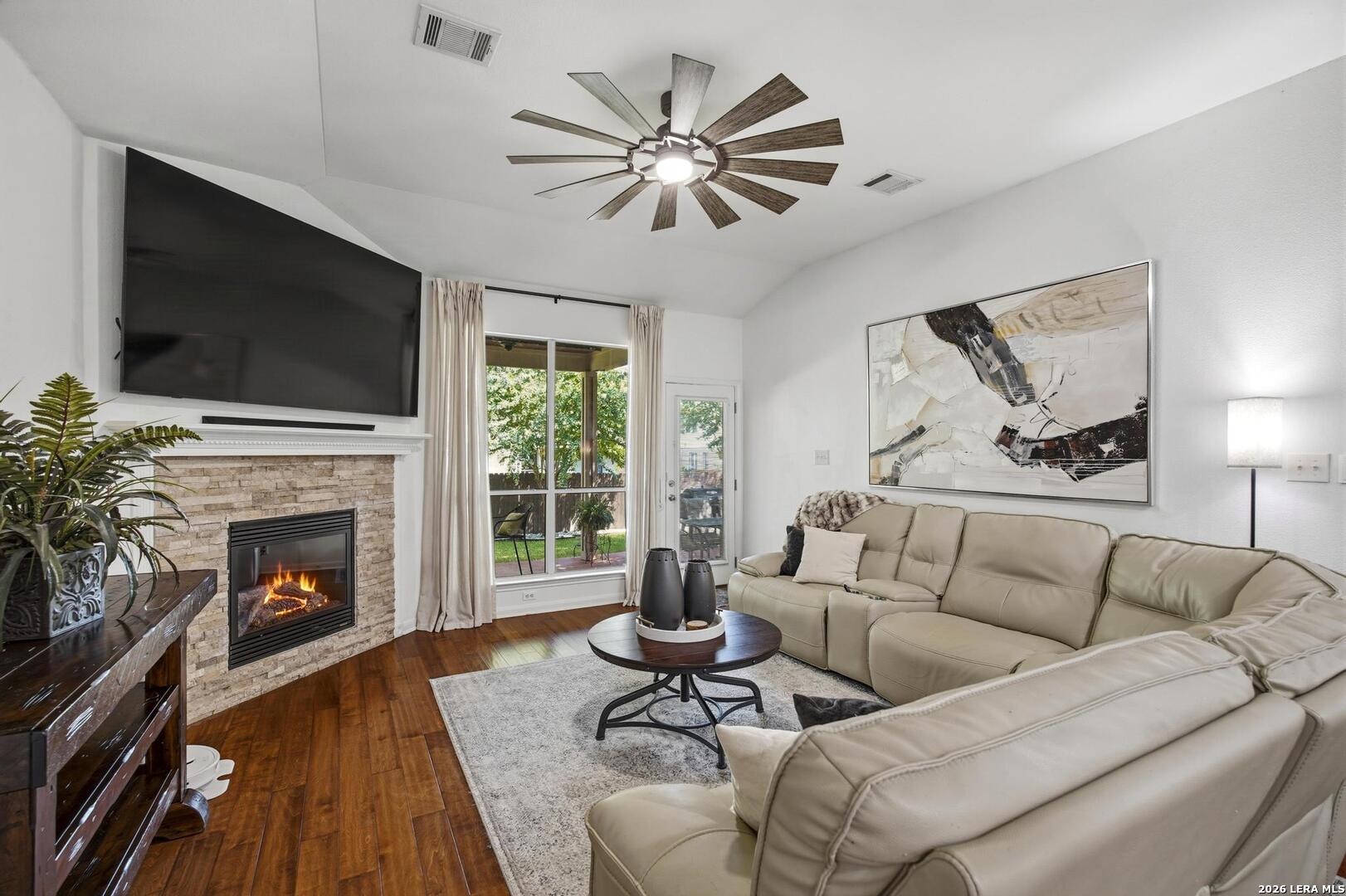 615 Hookberry Trl, San Antonio, TX 78256