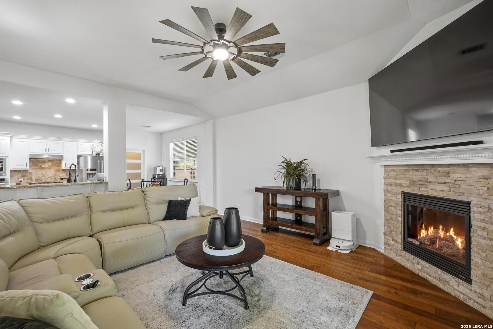 615 Hookberry Trl, San Antonio, TX 78256