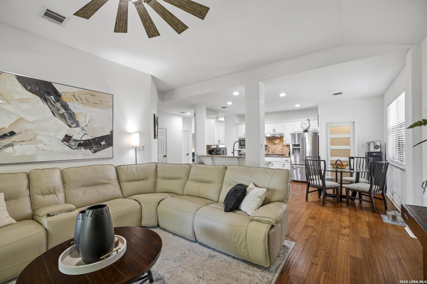 615 Hookberry Trl, San Antonio, TX 78256
