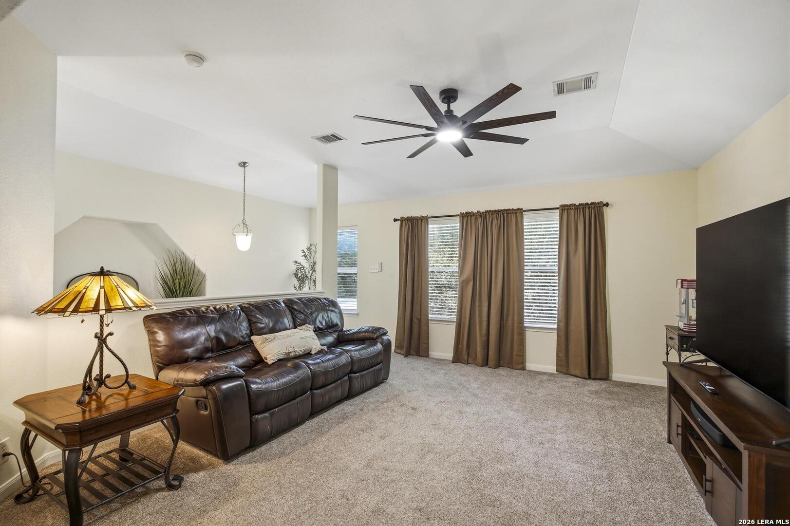 615 Hookberry Trl, San Antonio, TX 78256