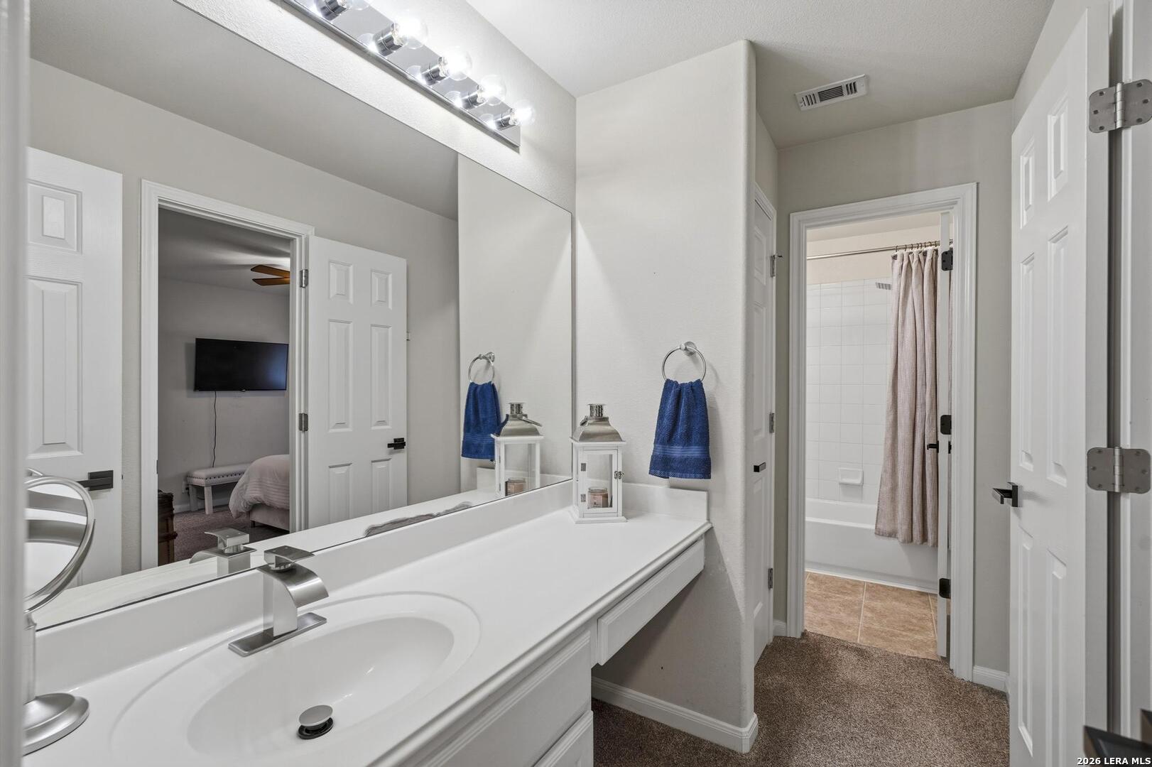 615 Hookberry Trl, San Antonio, TX 78256