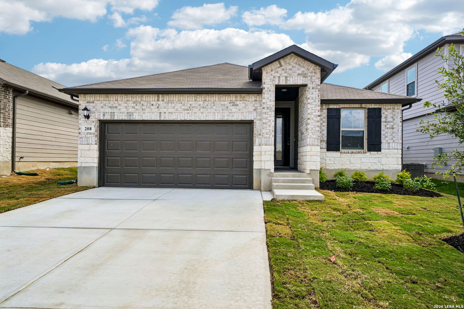 208 Barton Point Listing Cover Image