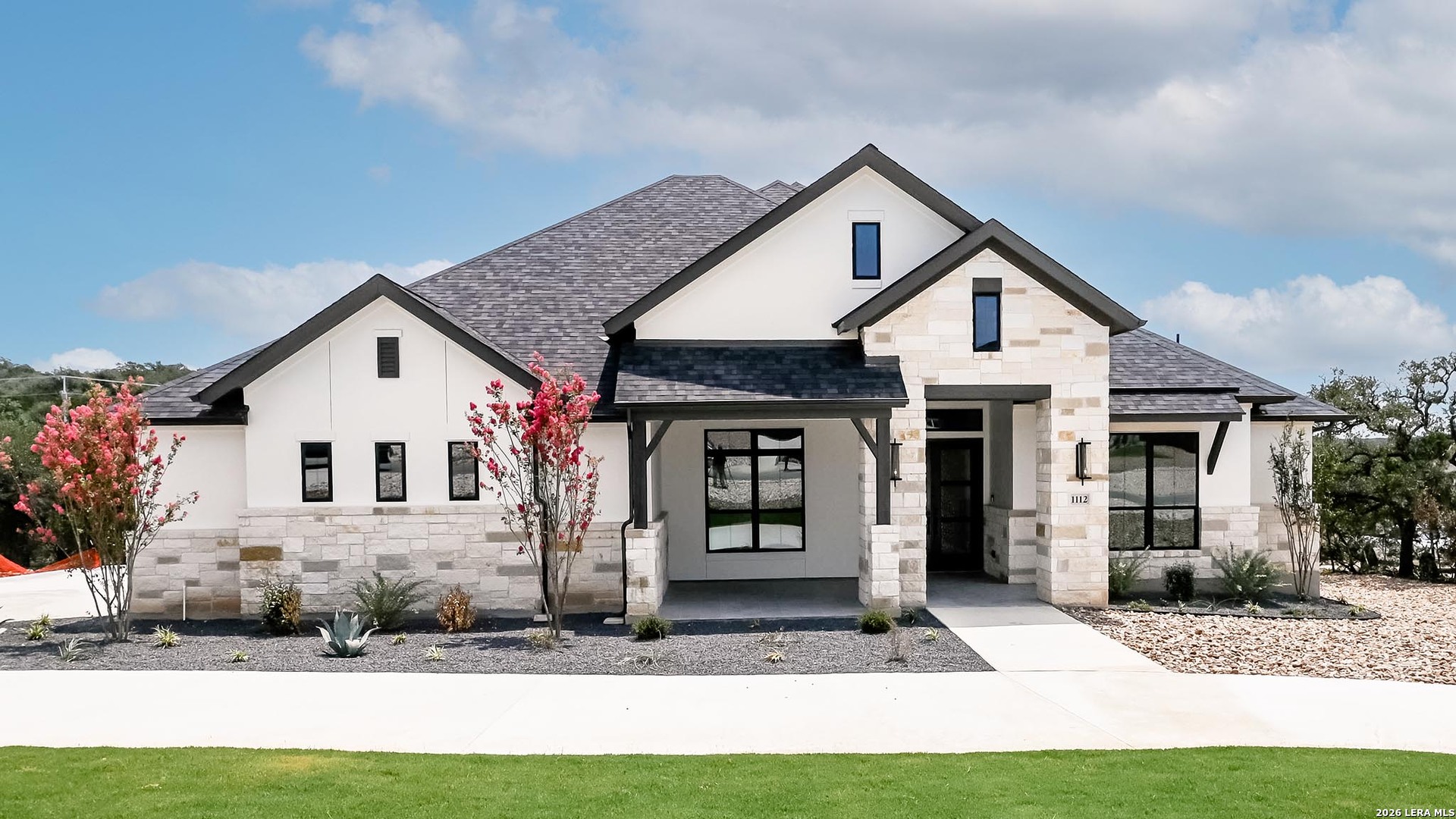 1112 Elm Forest Dr Listing Cover Image
