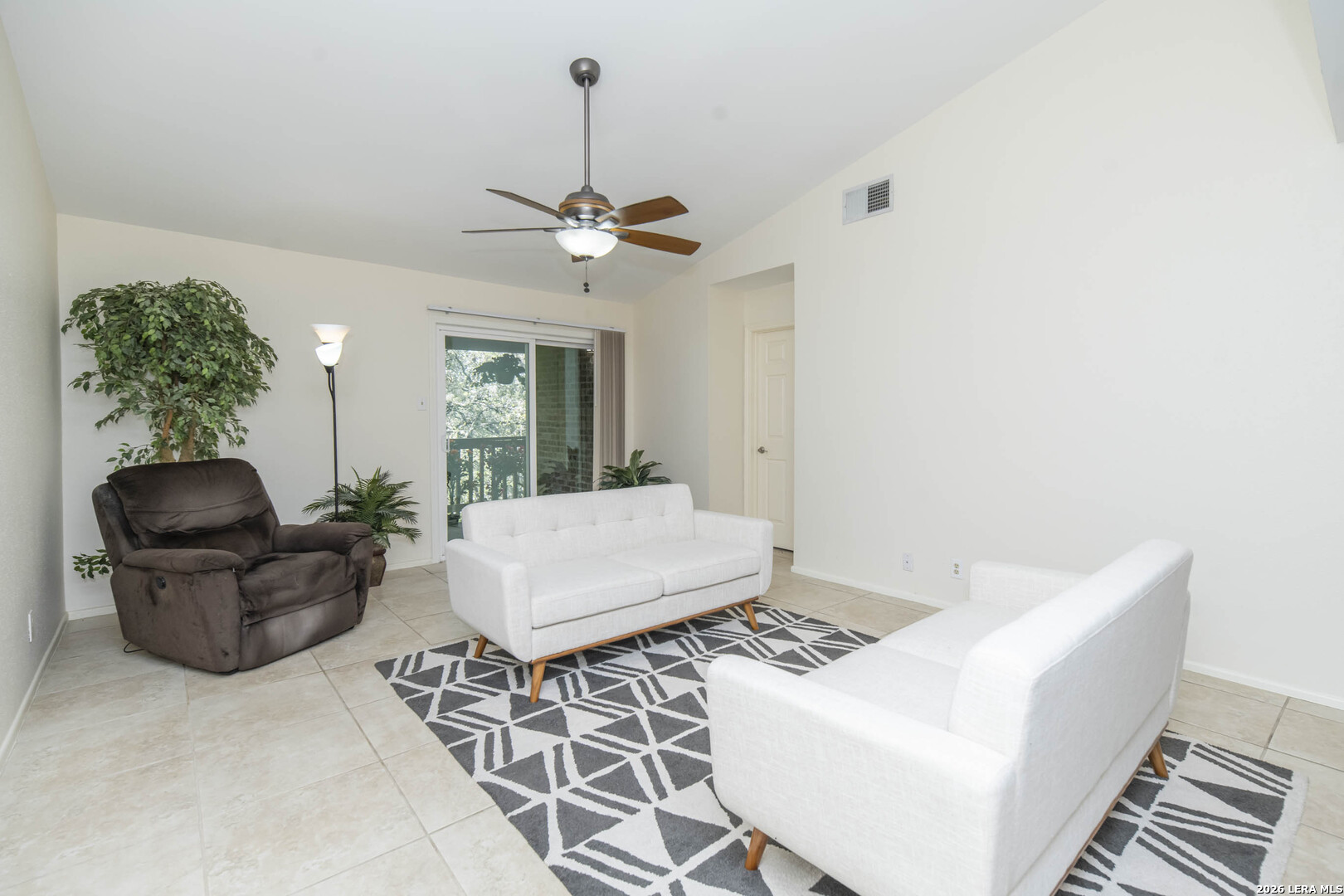 13018 Heimer Listing Cover Image