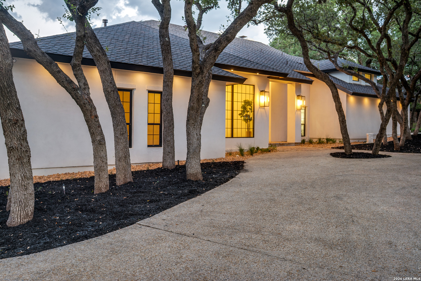 206 Post Oak Way Listing Cover Image