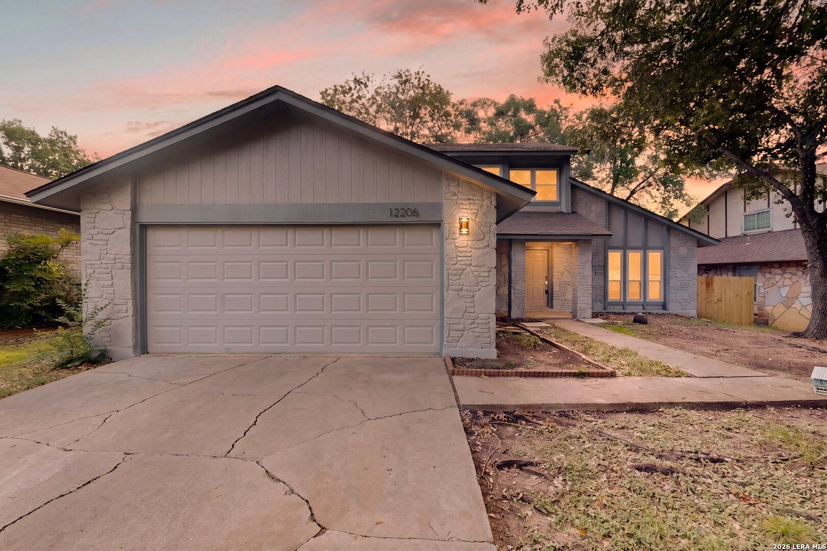12206 Autumn Vista St