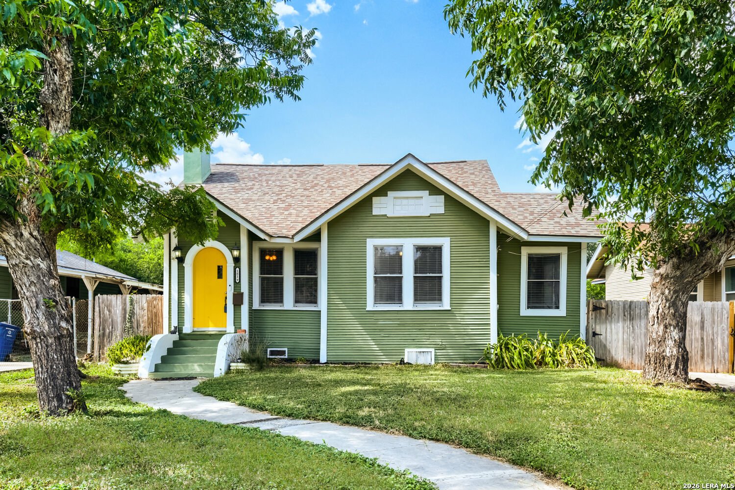 Property photo for 1819 W Woodlawn Avenue, San Antonio, TX