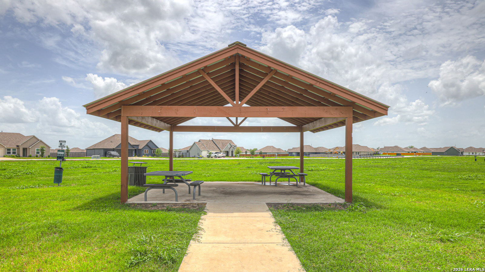 380 Gwenn Glade Cv, Lockhart, TX 78644