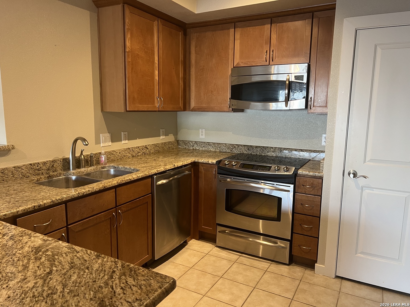 7342 Oak Manor, #7106, San Antonio, TX 78229