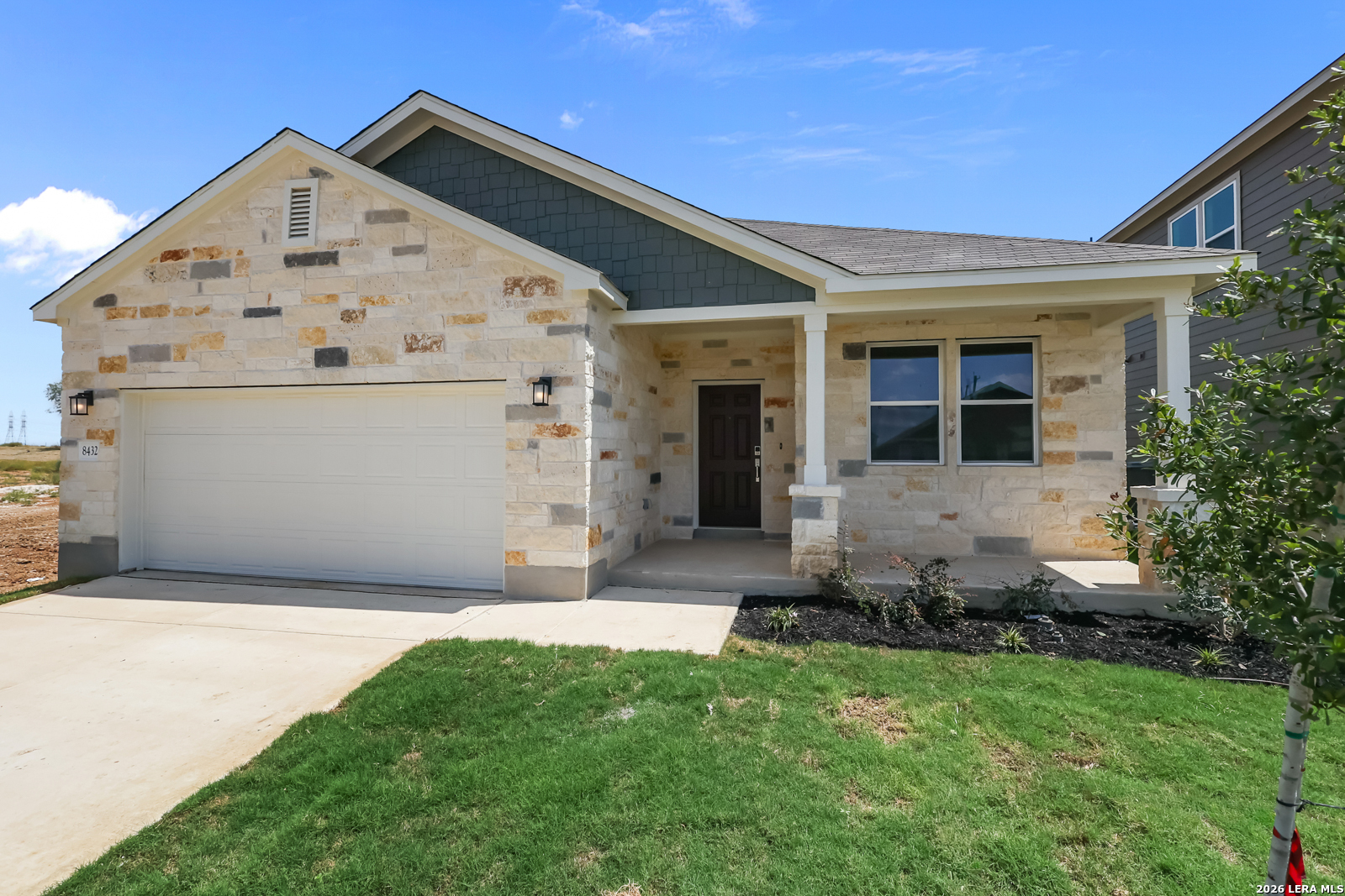 8432 Rocket View Listing Cover Image