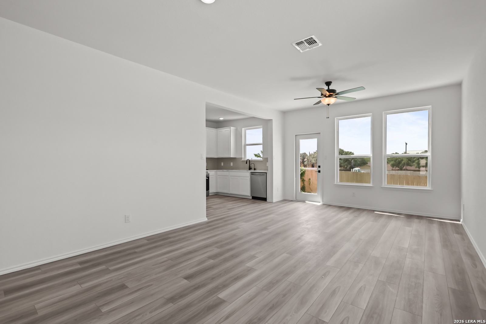 1018 West 1604 North Unit 302, SANANTONIO, TX, 78251